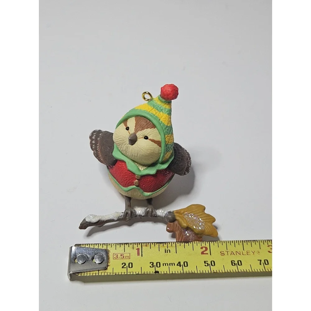 2021 Hallmark Keepsake Ornament Cozy Critters 5th In Series Bird Winter Hat Leaf